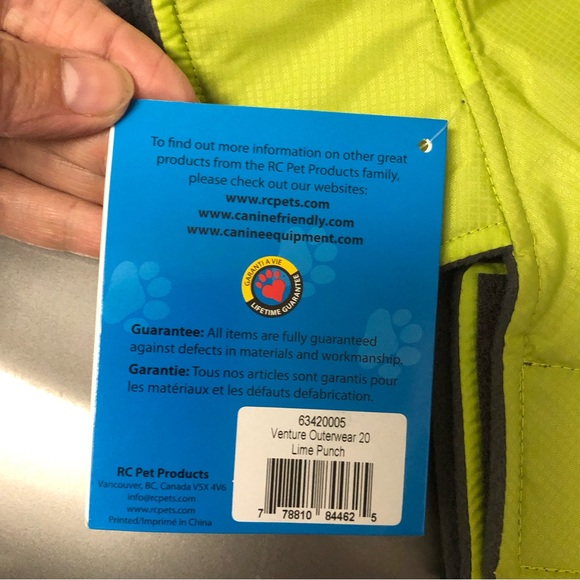 RC Venture Outerwear Dog Coat - NWT - Lime   Size 20 - Great colour for walking - Picture 6 of 9